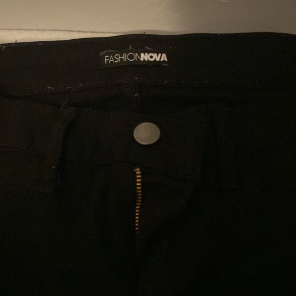 Black fashionnova skinny jeans - Picture 3 of 7